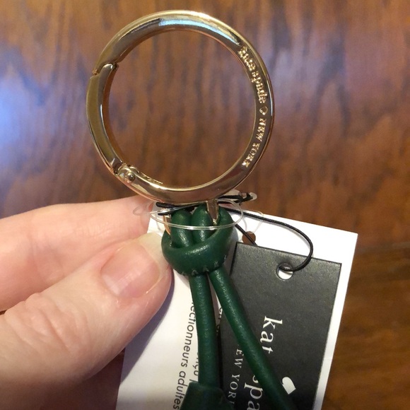 NWT-Kate Spade-Perfect Plume 3D Flower 🌸 Keyfob/Bag Charm-$129 - Picture 5 of 11